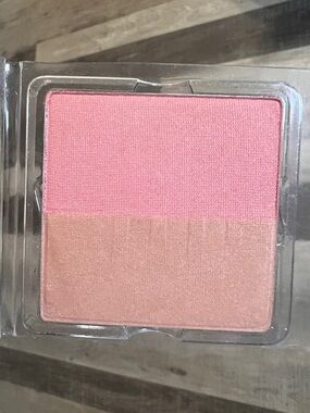 Trish McEvoy/Golden Glow Face Color/NEW